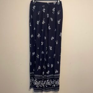 😎Cute H&M Flowy Floral Pants - sz 6
